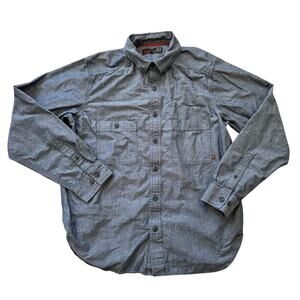 Mountain HardWear Long sleeve, button down, shirt, size Medium. 100% cotton